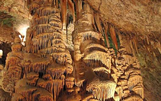 pecina stalaktita